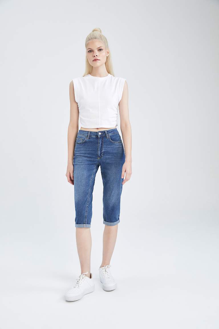 Capri Jean Normal Waist Capri