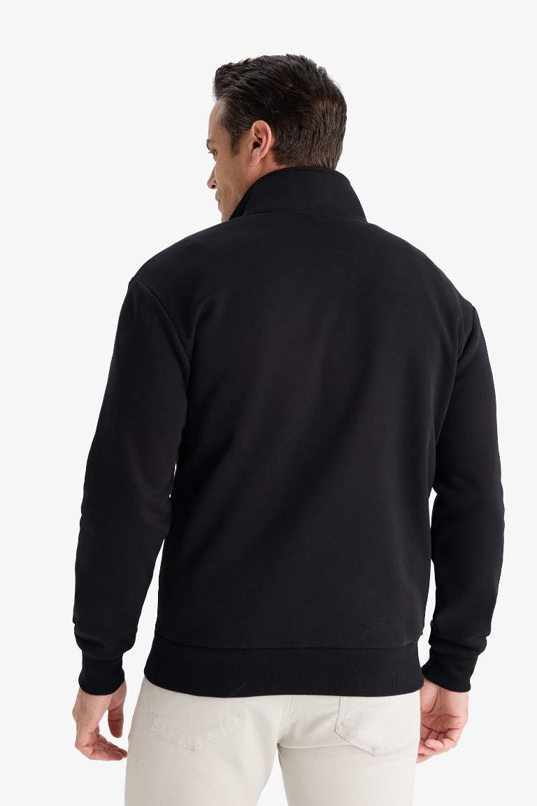 Regular Fit Dik Yaka Yarım Fermuarlı İçi Yumuşak Tüylü Basic Düz Sweatshirt