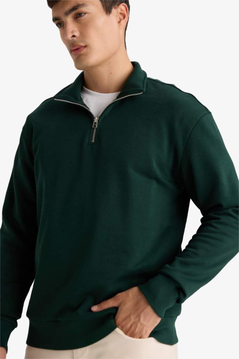 Regular Fit Dik Yaka Yarım Fermuarlı Basic Düz Sweatshirt