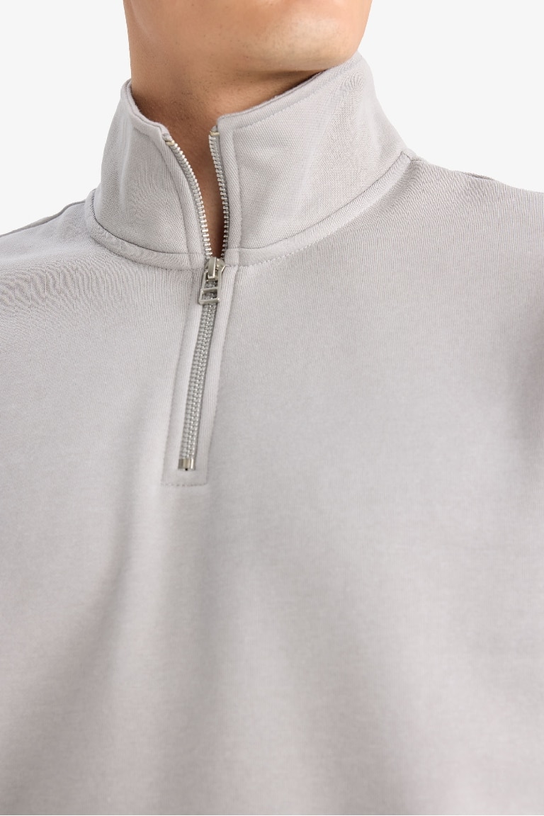 Regular Fit Dik Yaka Yarım Fermuarlı İçi Yumuşak Tüylü Basic Düz Sweatshirt