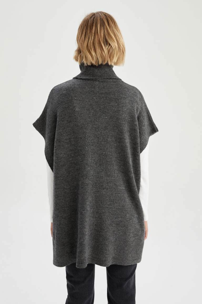 Oversize Fit Turtleneck Tunic