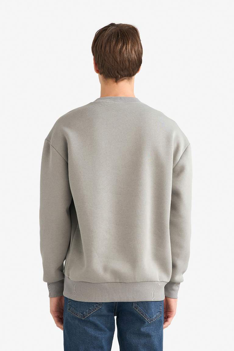 Boxy Fit Bisiklet Yaka Baskılı Sweatshirt