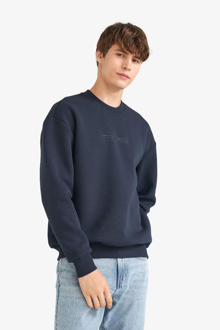 Boxy Fit Bisiklet Yaka İçi Yumuşak Tüylü Baskılı Sweatshirt