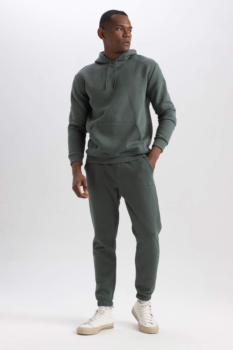 Regular Fit Kapüşonlu Kanguru Cepli İçi Yumuşak Tüylü Basic Düz Sweatshirt