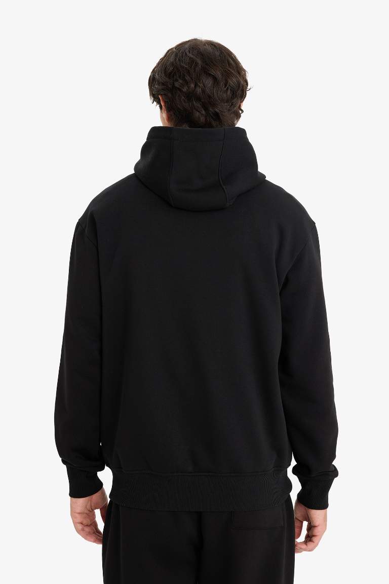 Regular Fit Kapüşonlu İçi Yumuşak Tüylü Kanguru Cepli Basic Düz Sweatshirt