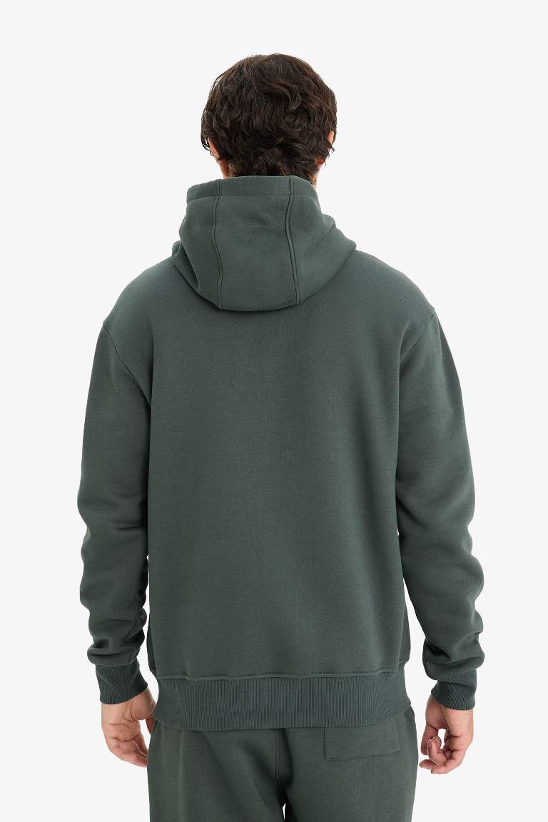Regular Fit Kapüşonlu İçi Yumuşak Tüylü Kanguru Cepli Basic Düz Sweatshirt