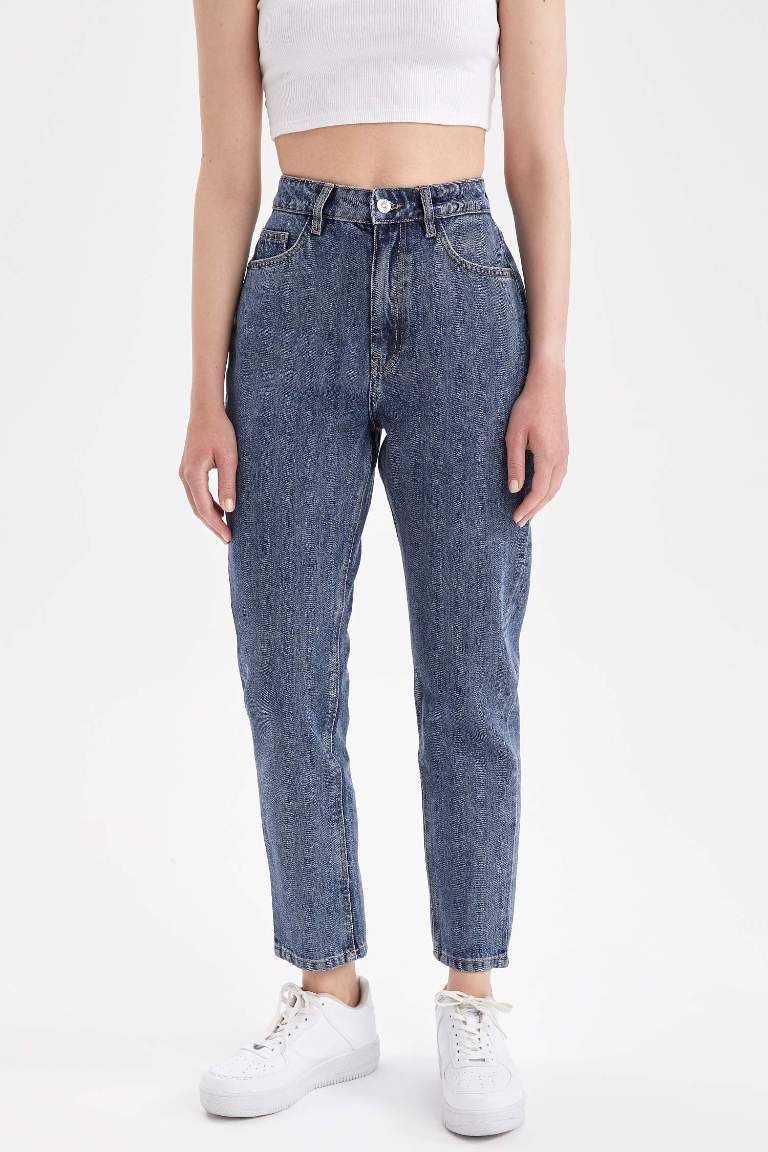 Blue نساء Mom Fit Jean Trousers 2530601 | DeFacto