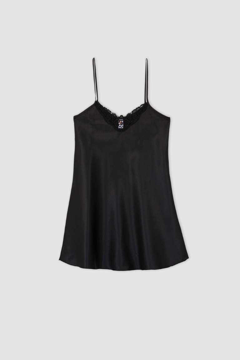 Fall in Love Regular Fit V Yaka Askılı Saten Gecelik