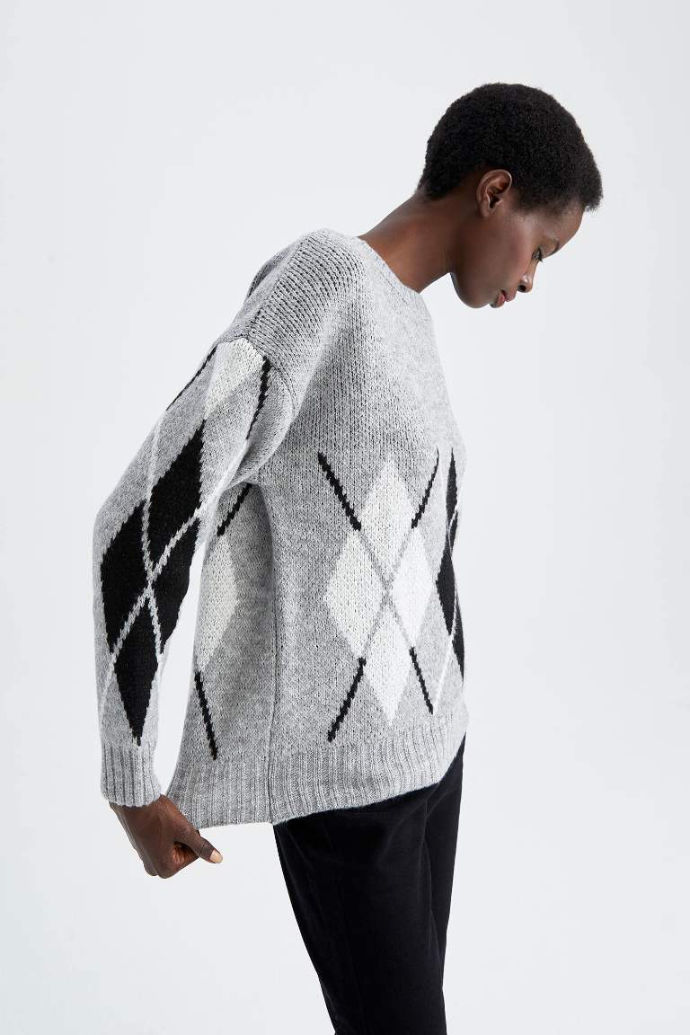 Oversize Fit Crew Neck Pullover