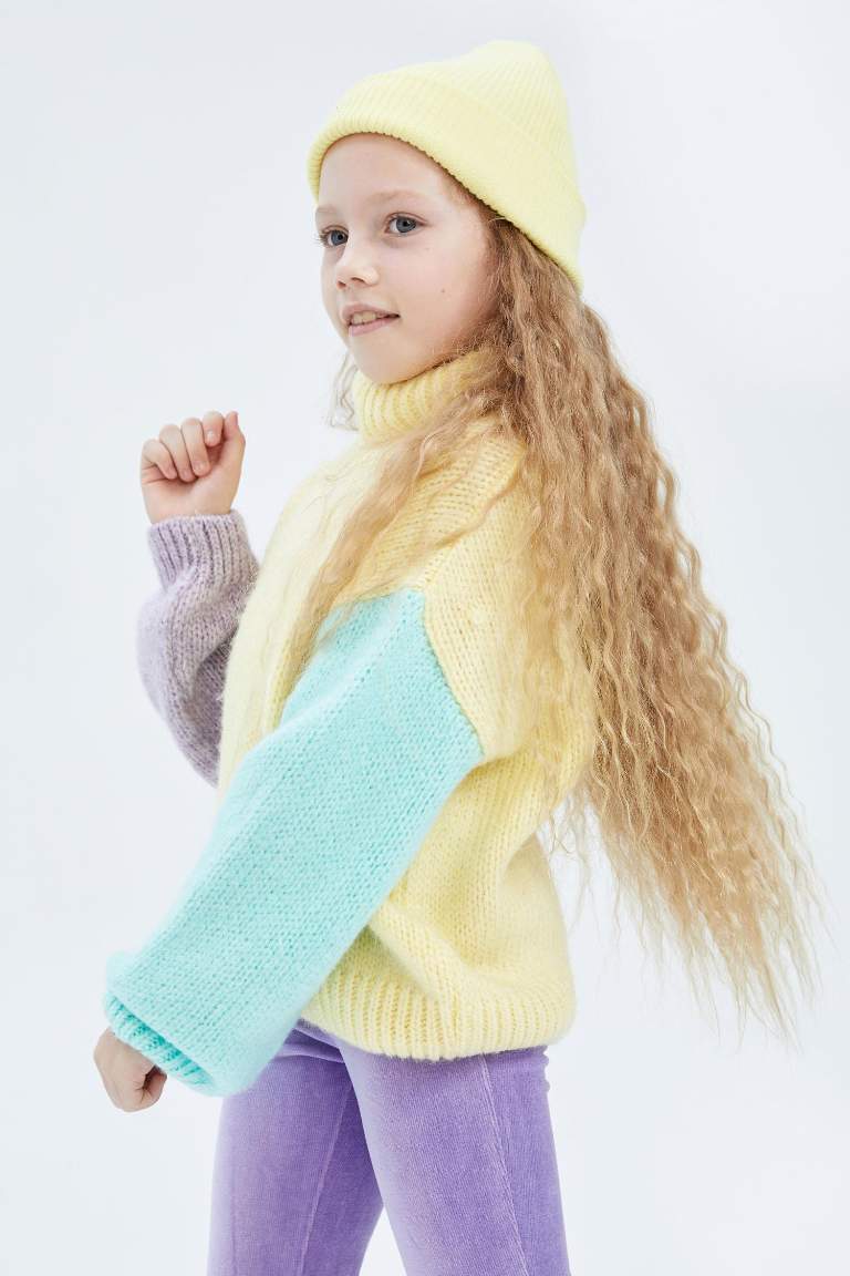Kız Çocuk Oversize Fit Balıkçı Yaka Kazak
