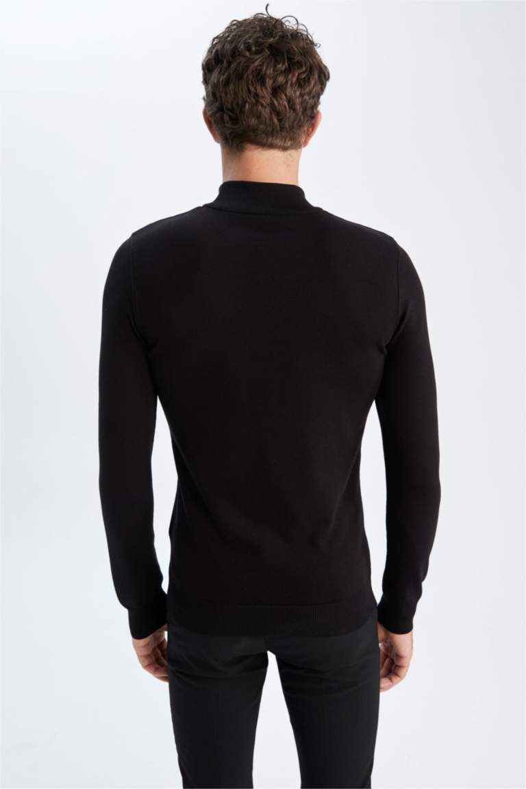 Premium Regular Fit Yarım Balıkçı Yaka Boğazlı Triko Kazak