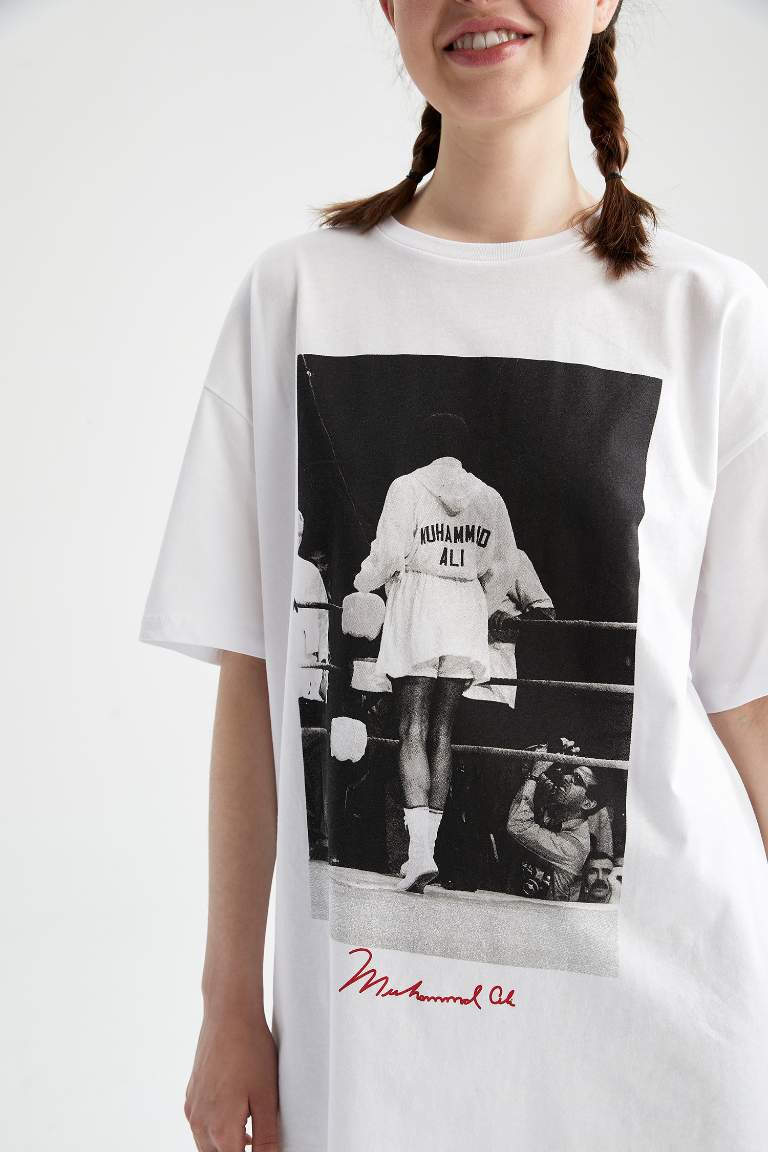 DeFactoFit Muhammed Ali Oversize Fit Bisiklet Yaka Kısa Kollu %100 Pamuk Tişört