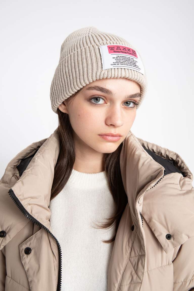 Women Label Printed Knitwear Beret