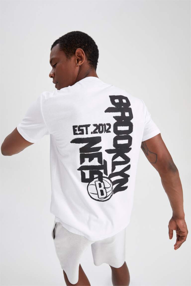 Brooklyn Nets Licensed T-Shirt