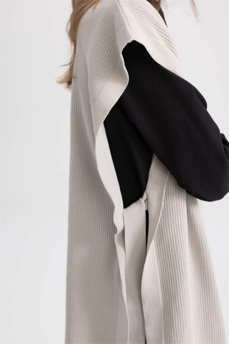 بلوفر كت قصة عادية بياقة مستديرة