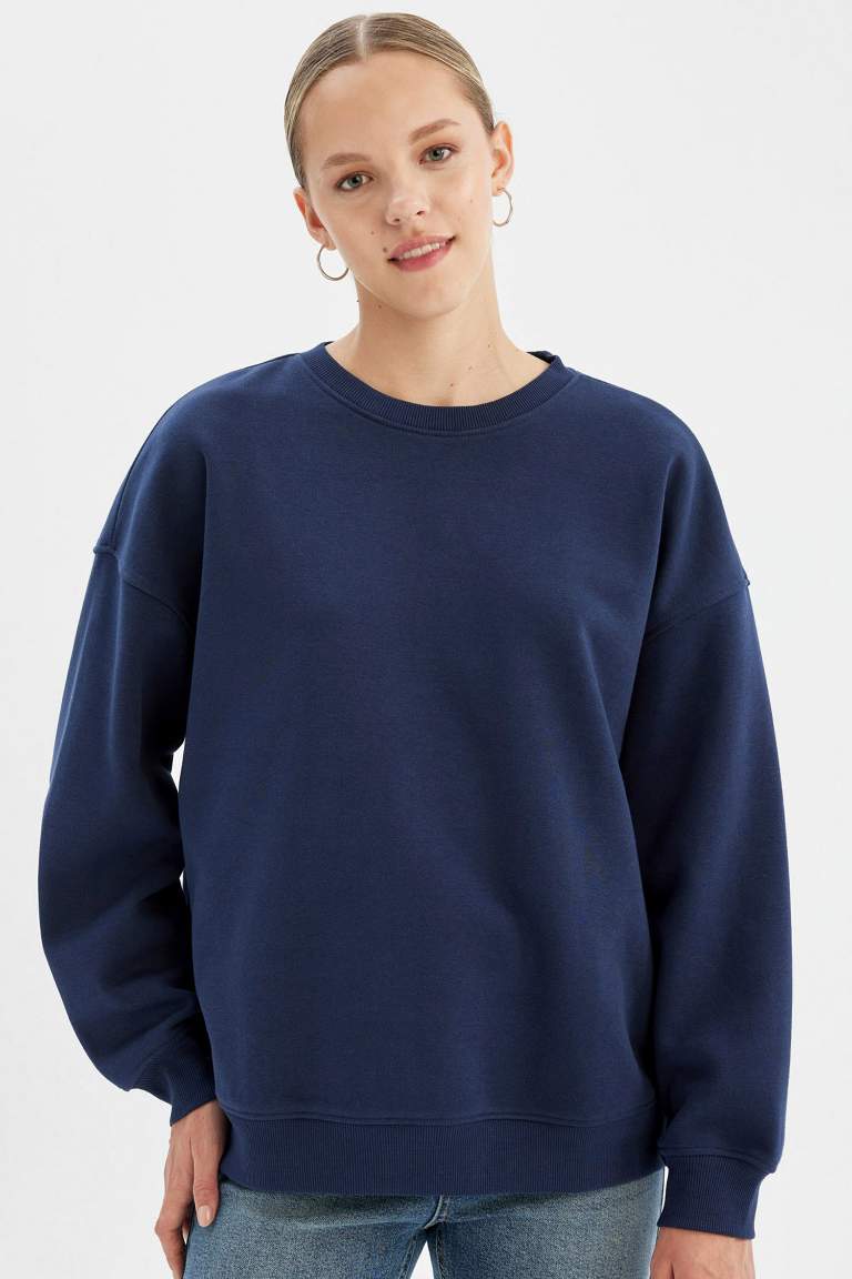 Okula Dönüş Oversize Fit Geniş Kalıp Bisiklet Yaka Kalın Kumaş Basic Düz Sweatshirt