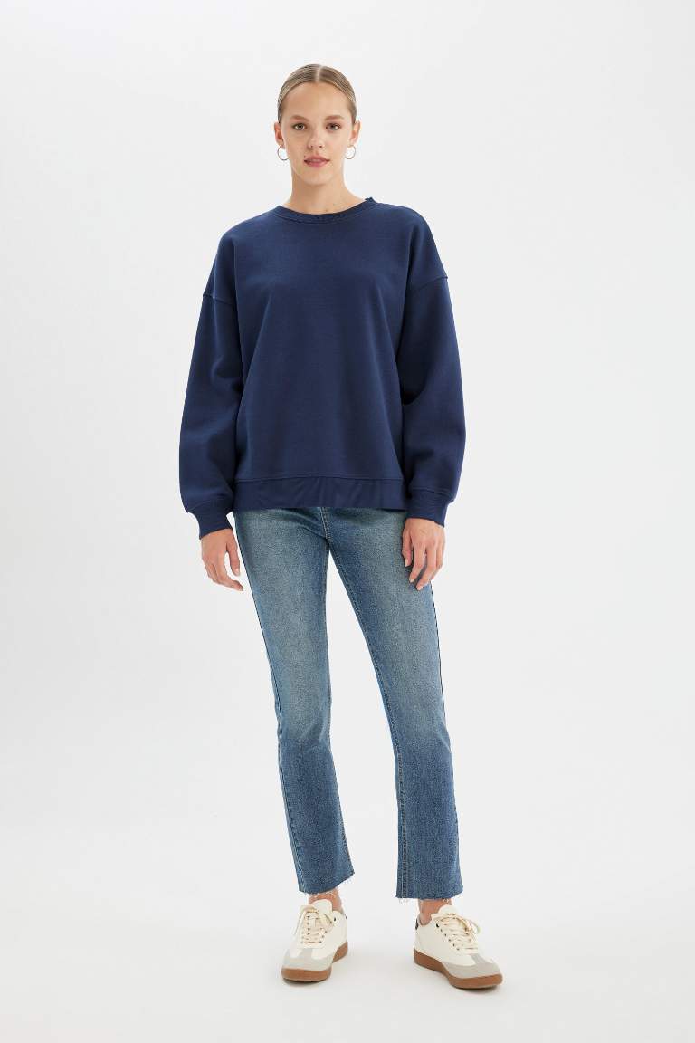 Okula Dönüş Oversize Fit Geniş Kalıp Bisiklet Yaka Kalın Kumaş Basic Düz Sweatshirt