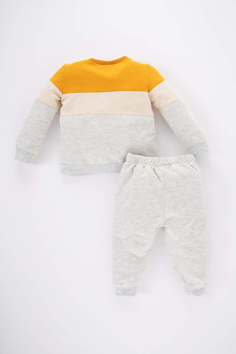 2 piece Regular Fit Crew Neck Color Block Set
