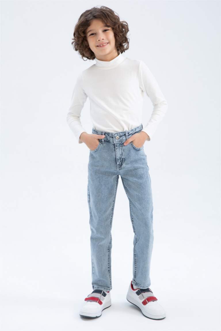 بنطلون جينز ولادي سليم فيت ممزق