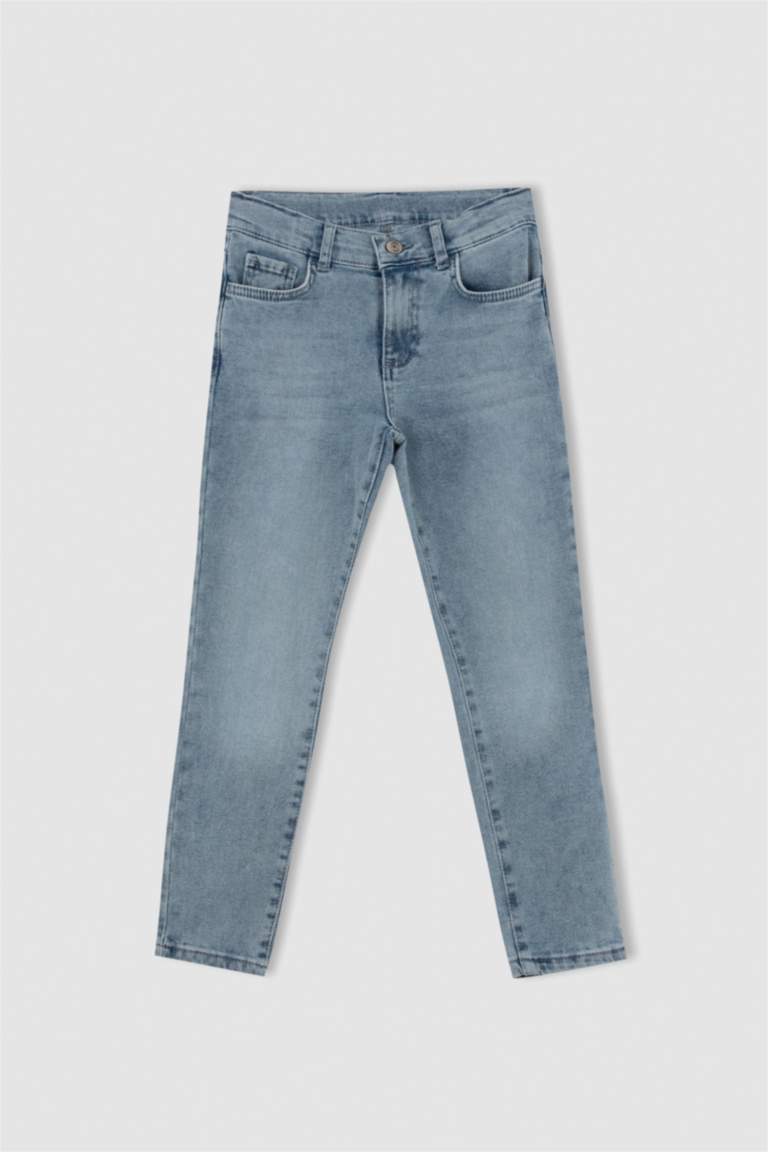بنطلون جينز ولادي سليم فيت ممزق