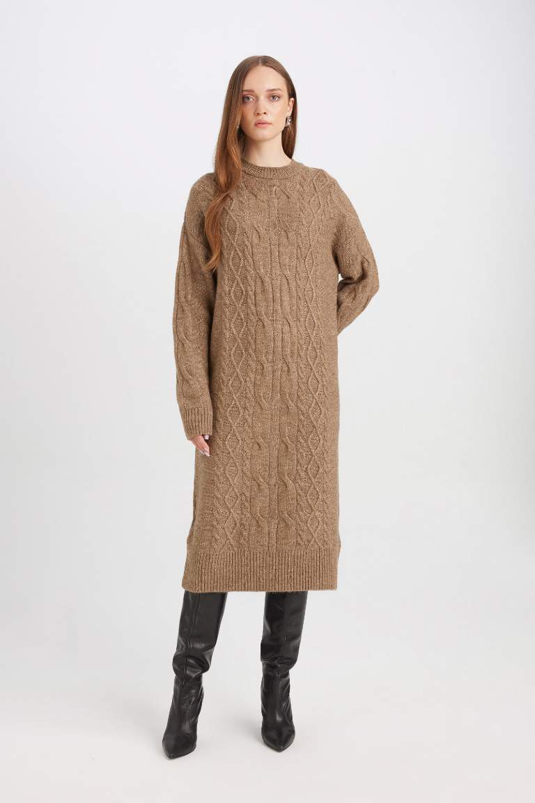 Regular Fit Crew Neck Dress