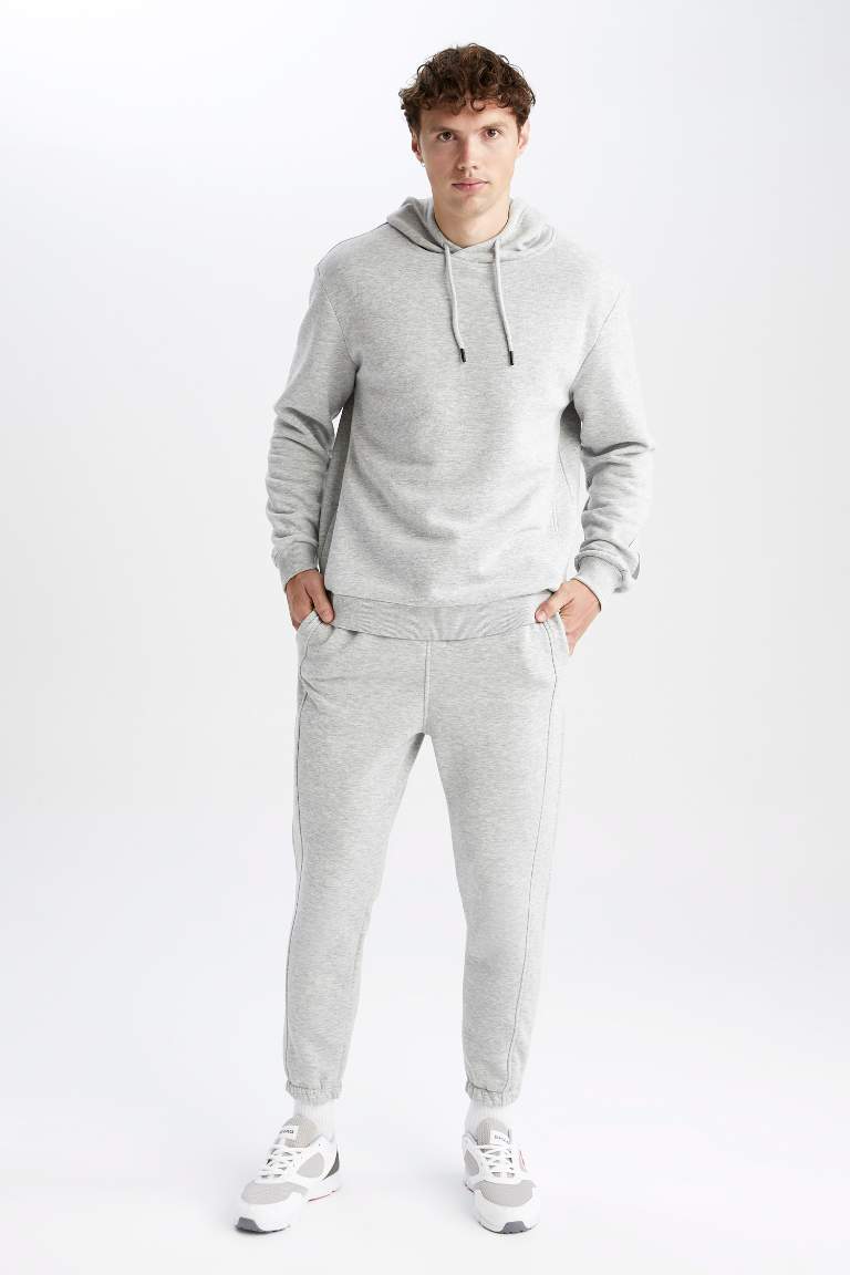DeFactoFit Standart Fit Kapüşonlu Sweatshirt
