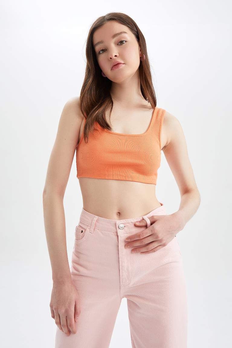 Slim Fit Crew Neck Ribbed Crop Singlet