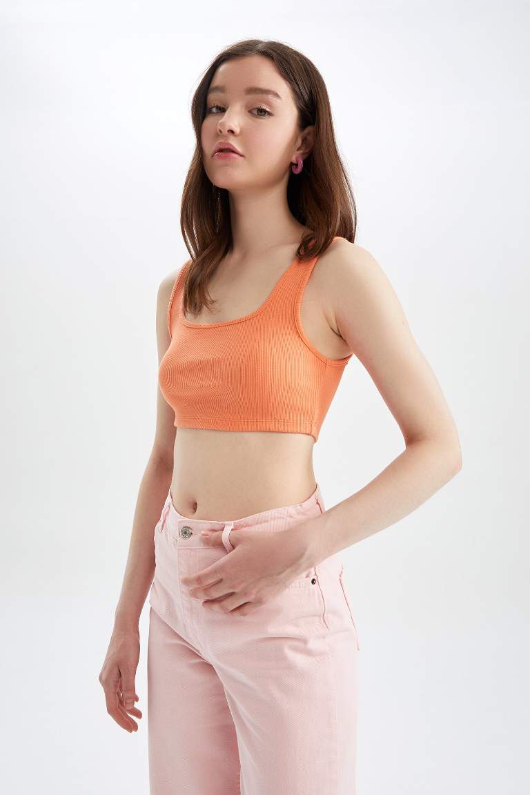 Slim Fit Crew Neck Ribbed Crop Singlet