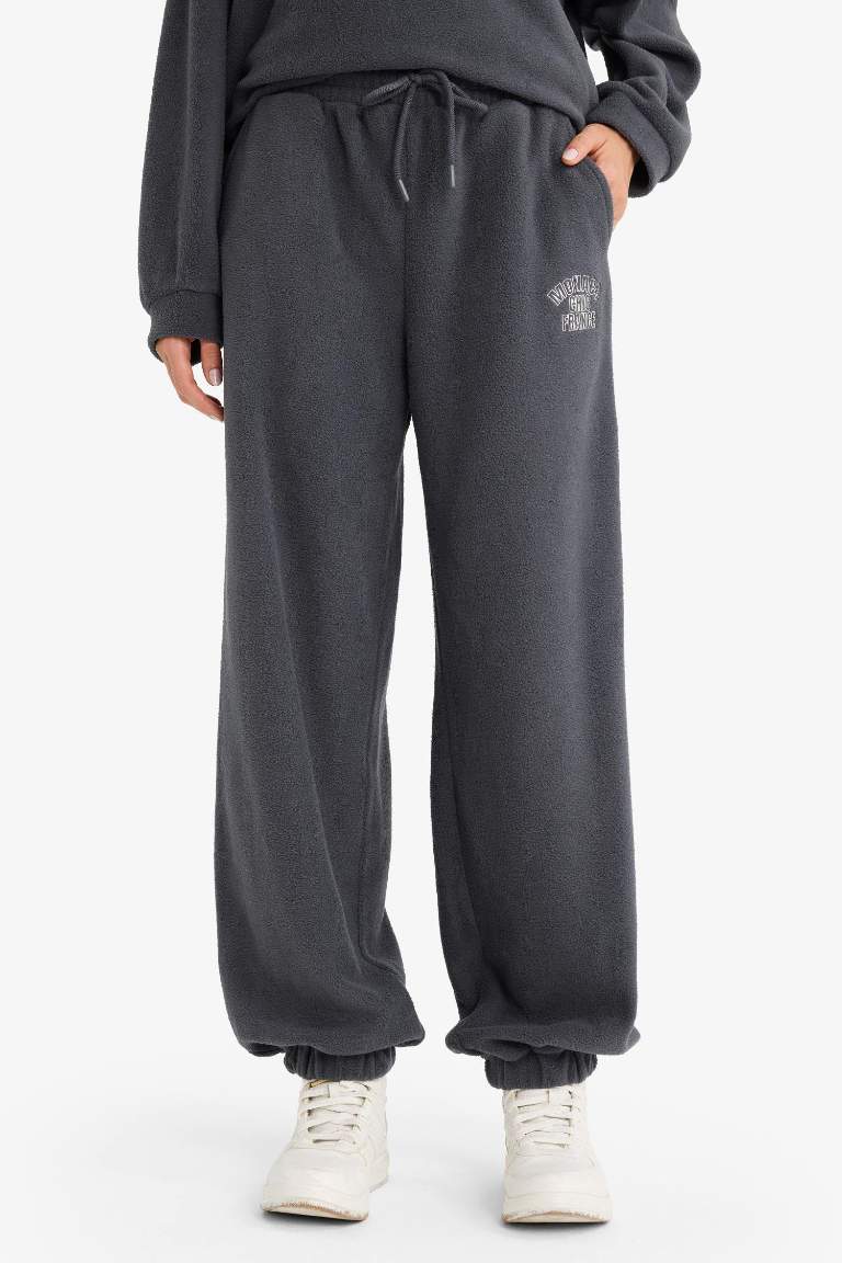 Standart Fit Polar Eşofman Altı Beli Bağcıklı Lastikli Paça Cepli Baskılı Uzun Boy