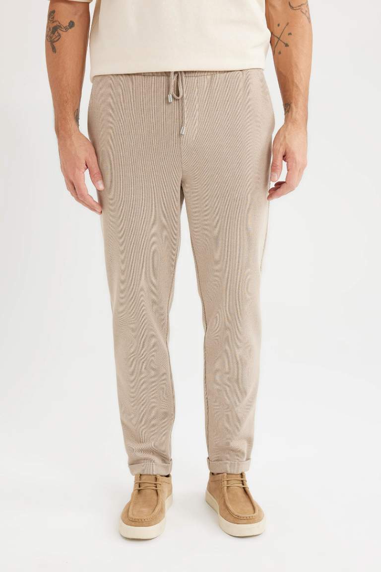 Pantalon basique à revers