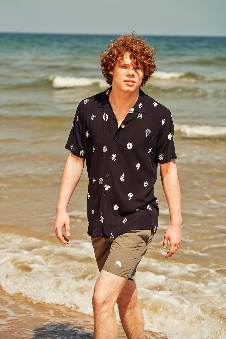 Regular Fit Printed Viscose Short Sleeve Hawaiian Shirt