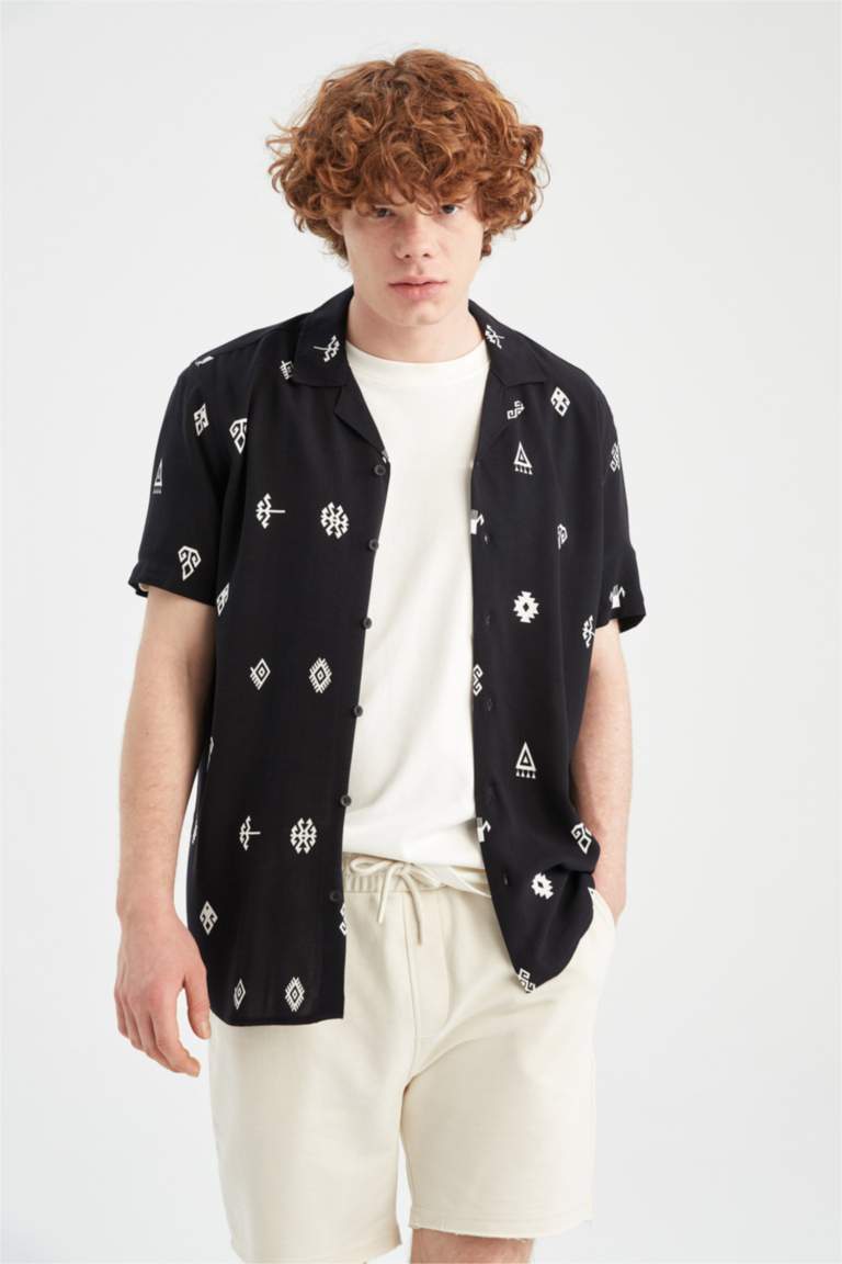 Regular Fit Printed Viscose Short Sleeve Hawaiian Shirt