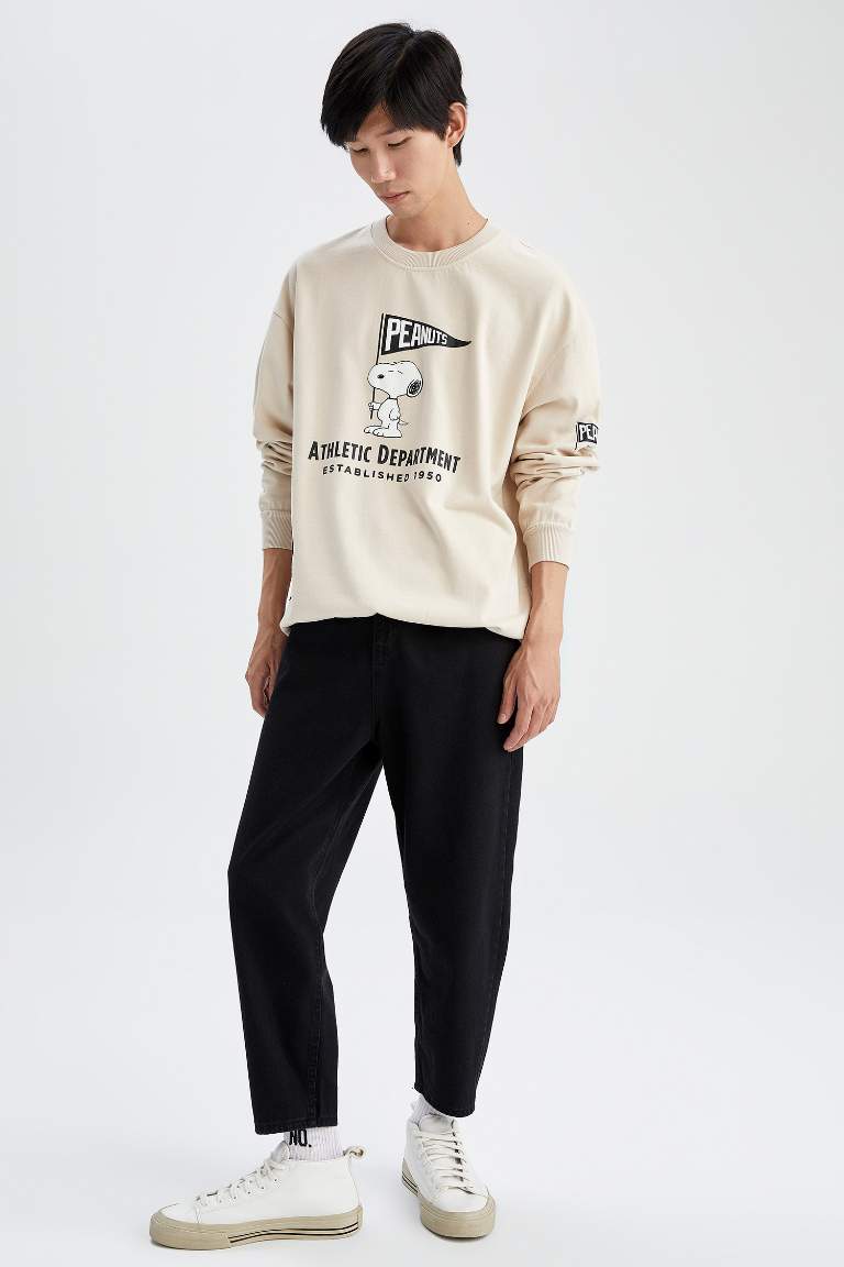 Boxy Fit Snoopy Licensed Sweatshirt