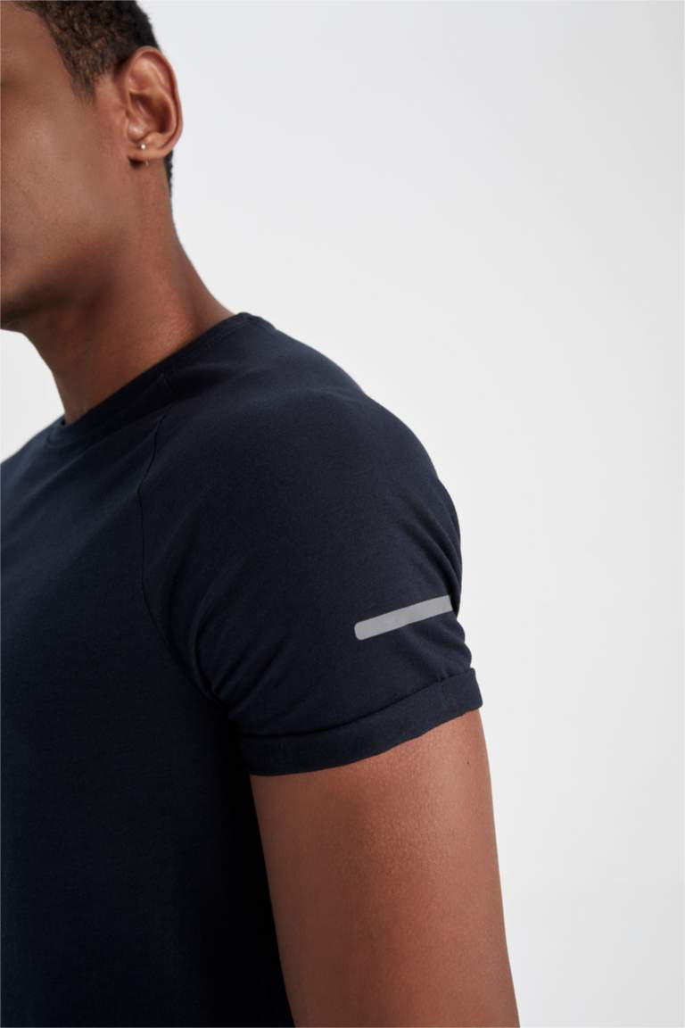 Defacto Fit Long Muscle Fit Crew Neck Short Sleeve T-Shirt