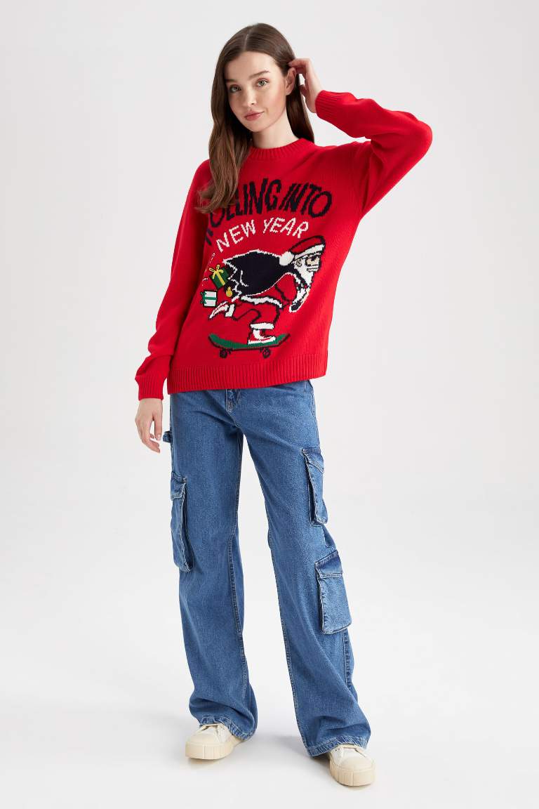 Christmas Themed Crew Neck Red Knit Pullover