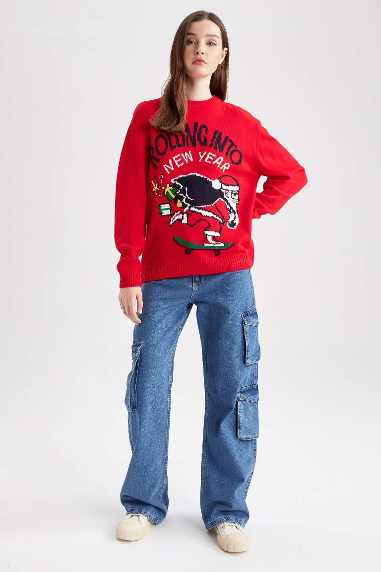 Christmas Themed Crew Neck Red Knit Pullover