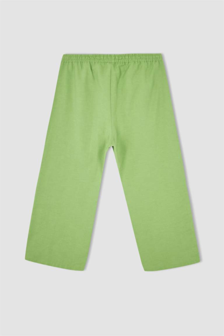 Regular Fit Elasticated Waist Capri Chinos