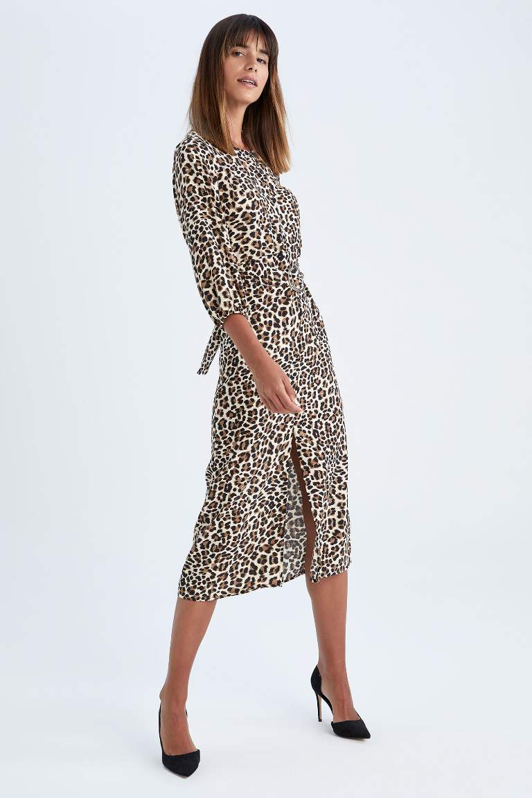 Straight Fit Crew Neck Flower Midi Dress
