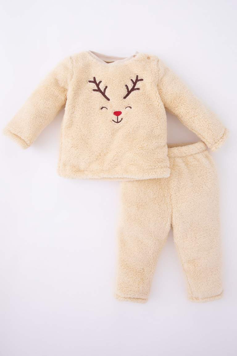 Kız Bebek Yılbaşı Temalı Pelüş Pijama Takım