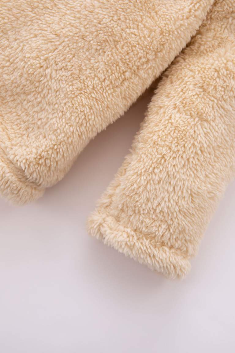 Kız Bebek Yılbaşı Temalı Pelüş Pijama Takım