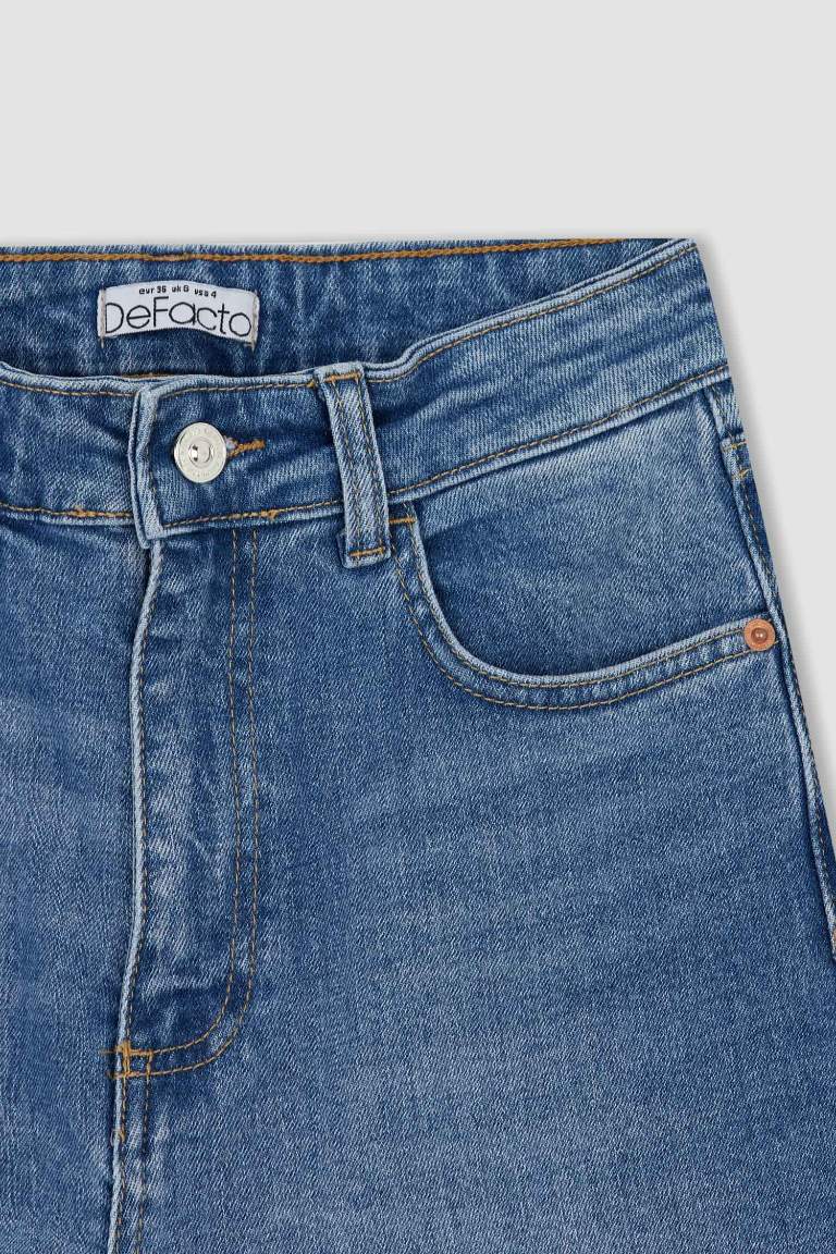 Mary Vintage Straight Fit Yüksek Bel Paça Ucu Kesik Bilek Boy Jean Pantolon