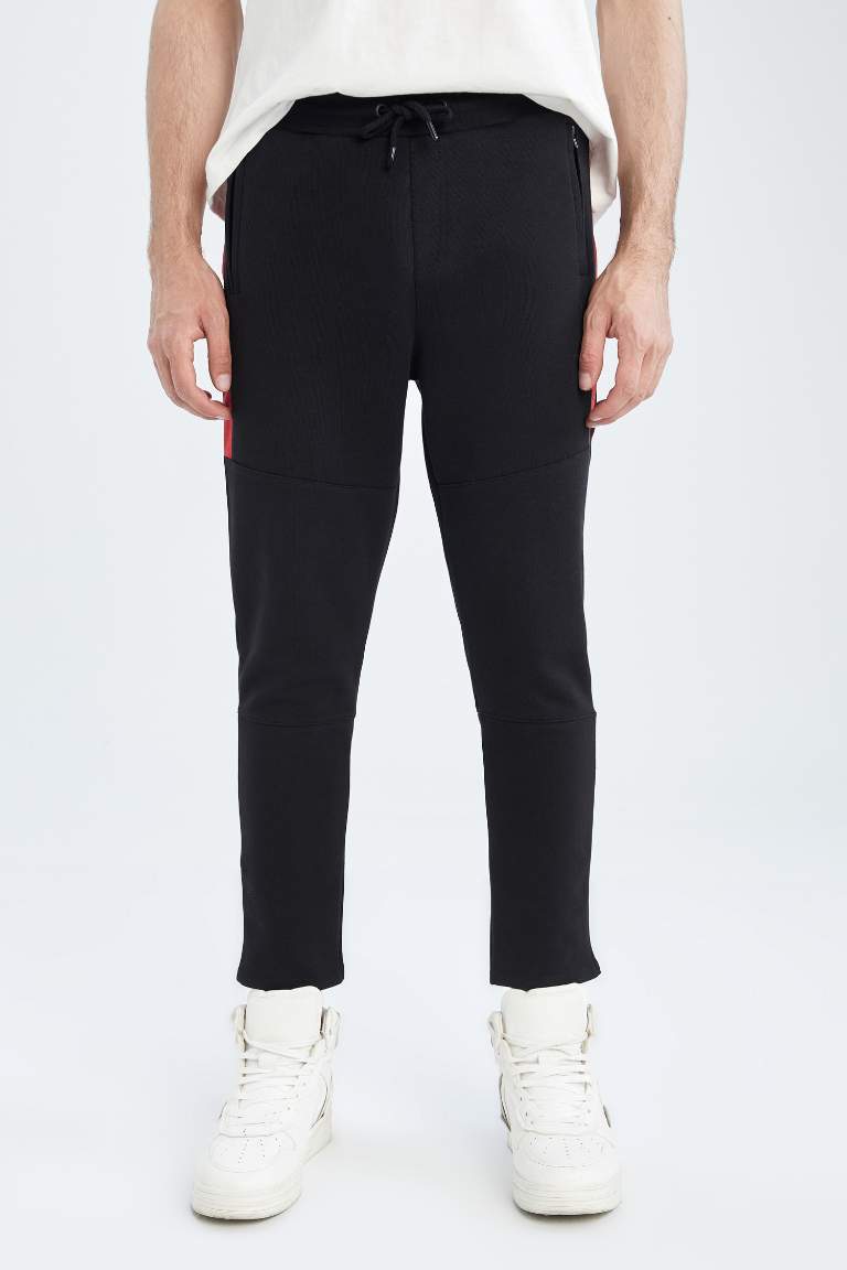 Slim Fit Straight Leg Zipper Pocket Sweatpants