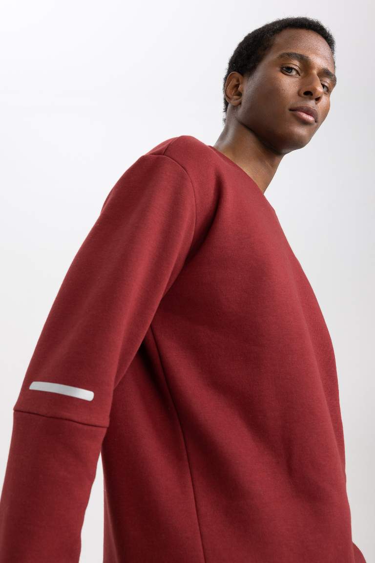 DeFactoFit Standart Fit Bisiklet Yaka Basic Düz Reflektör Detaylı Kalın Sweatshirt