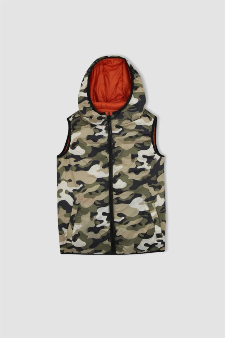 Дутый жилет с капюшоном для мальчиков