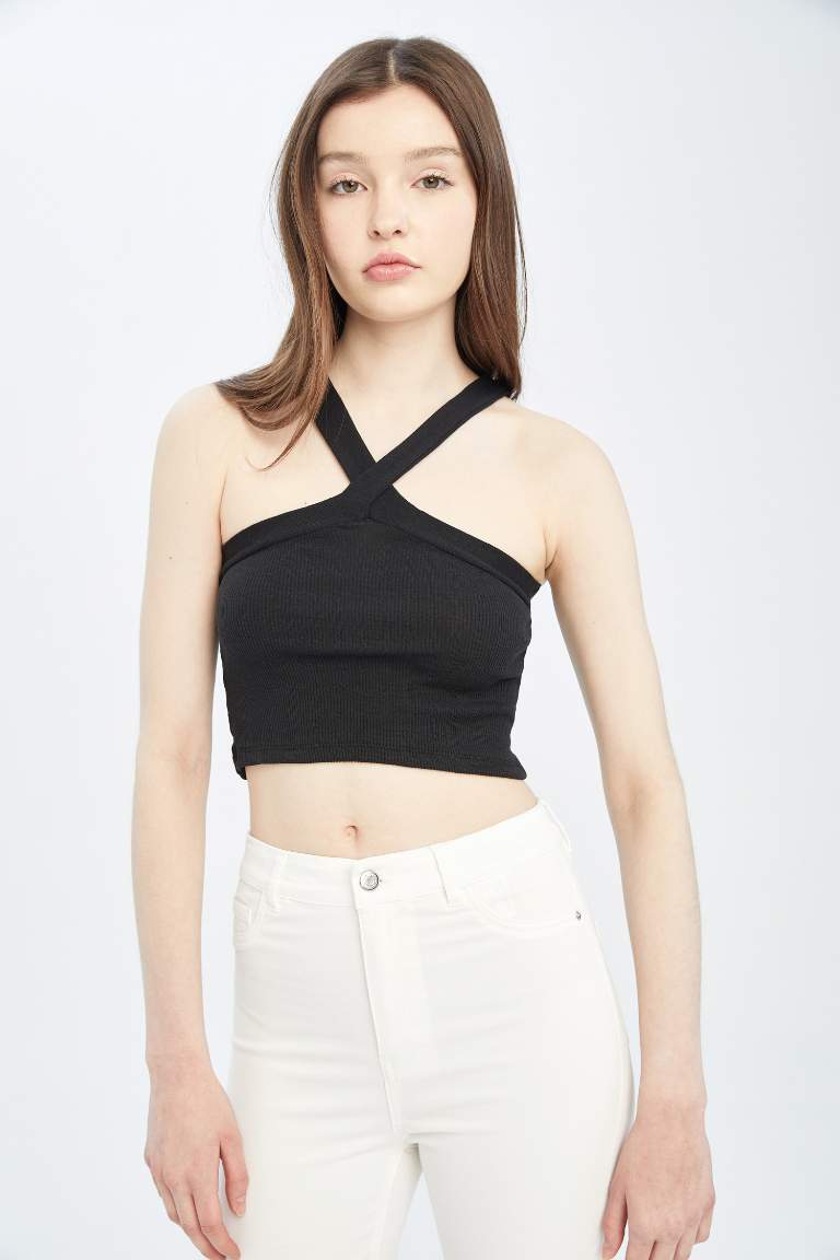 Fitted Halter Neck Black Tak Top