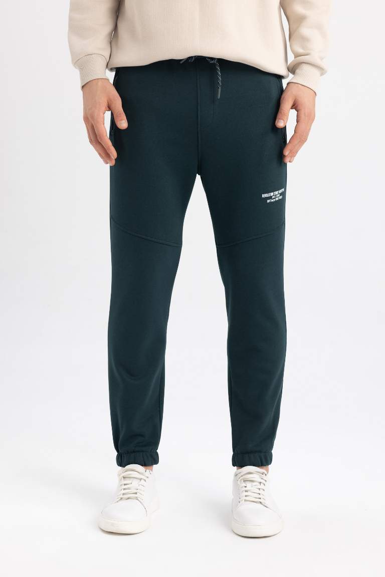 Regular Fit Zipper Pocket Sweatpants