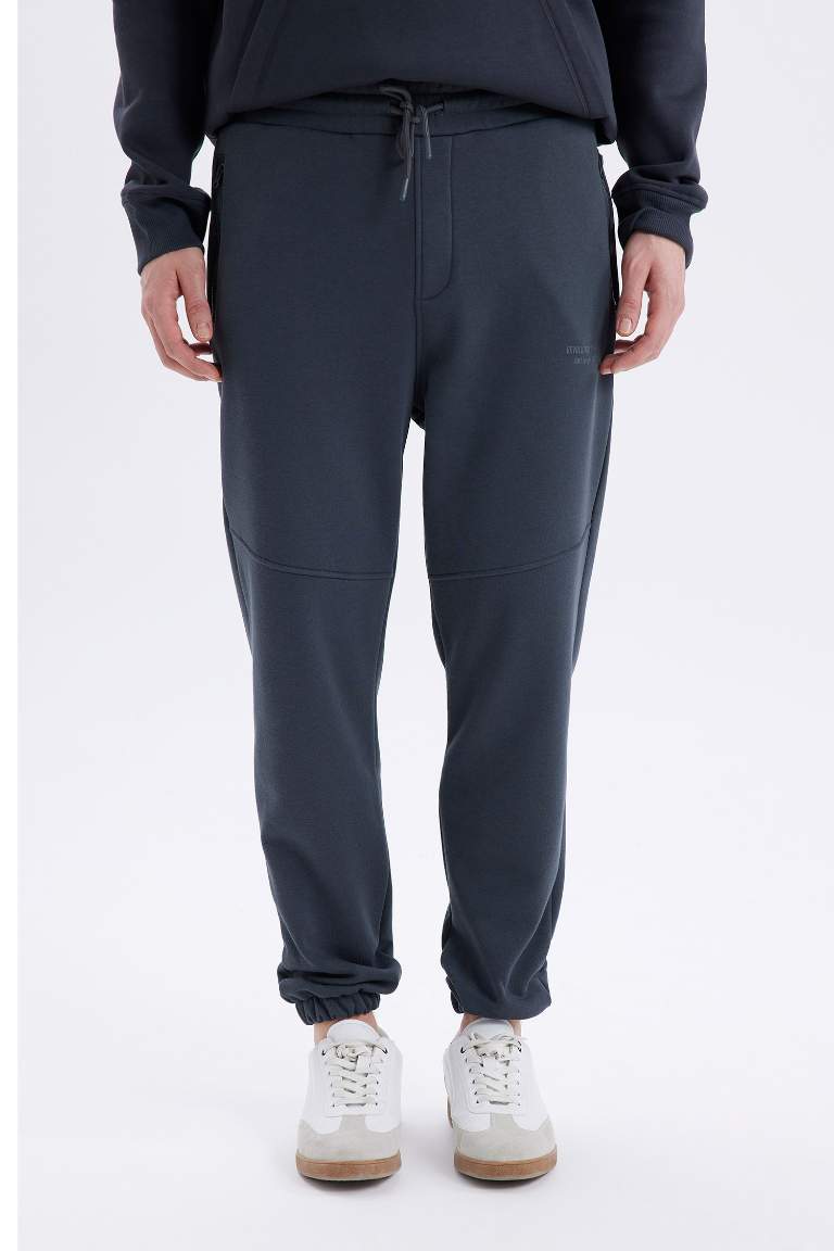 Regular Fit Zipper Pocket Printed Sweatpants