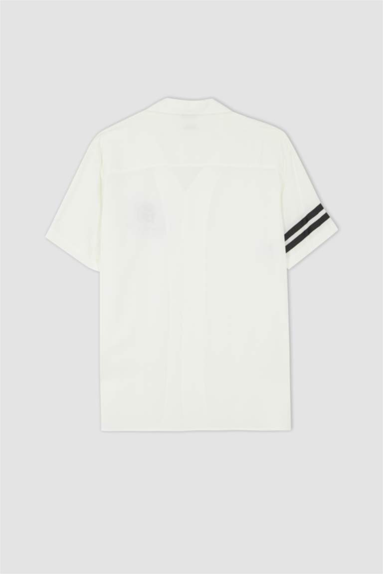 قميص بأكمام قصيرة فيسكوز بقصة عادية ياقة جاكيت