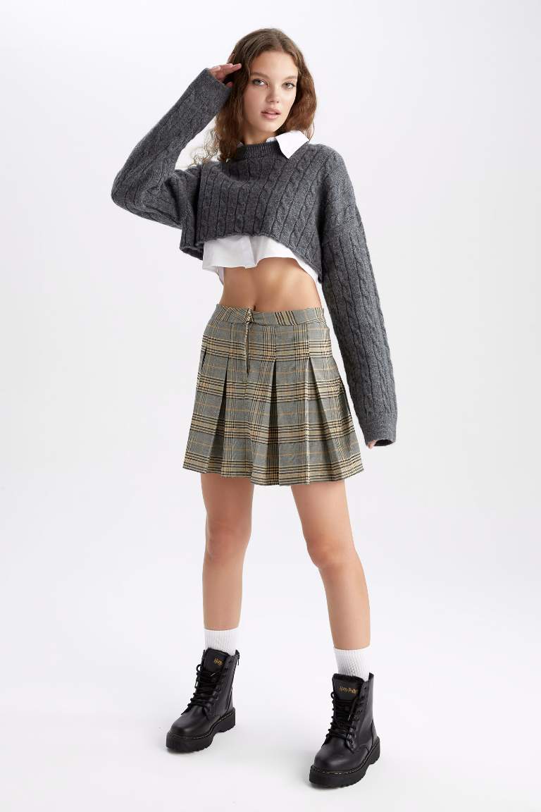 Oversize Fit Bisiklet Yaka Crop Örgü Triko Kazak