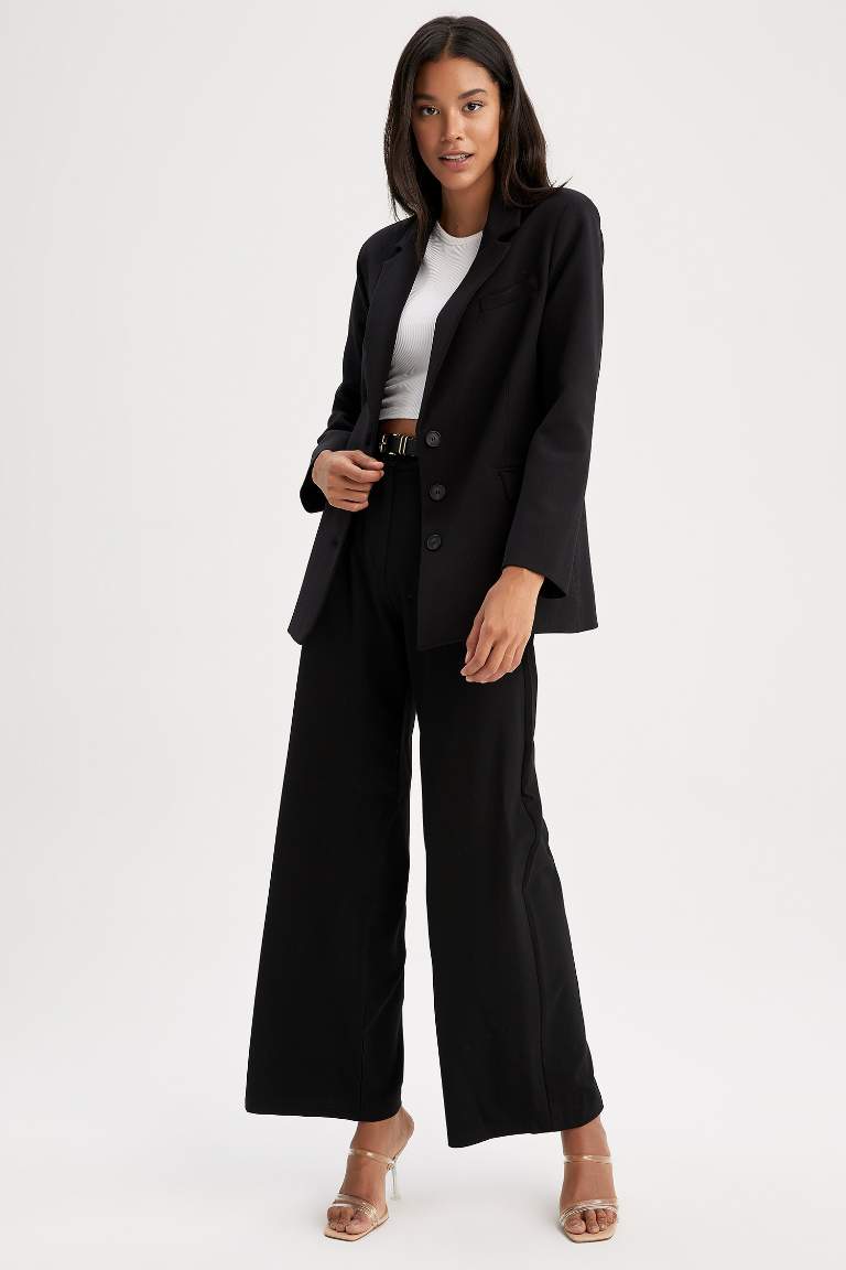 Black WOMAN Oversized Fit Blazer 2663462 | DeFacto